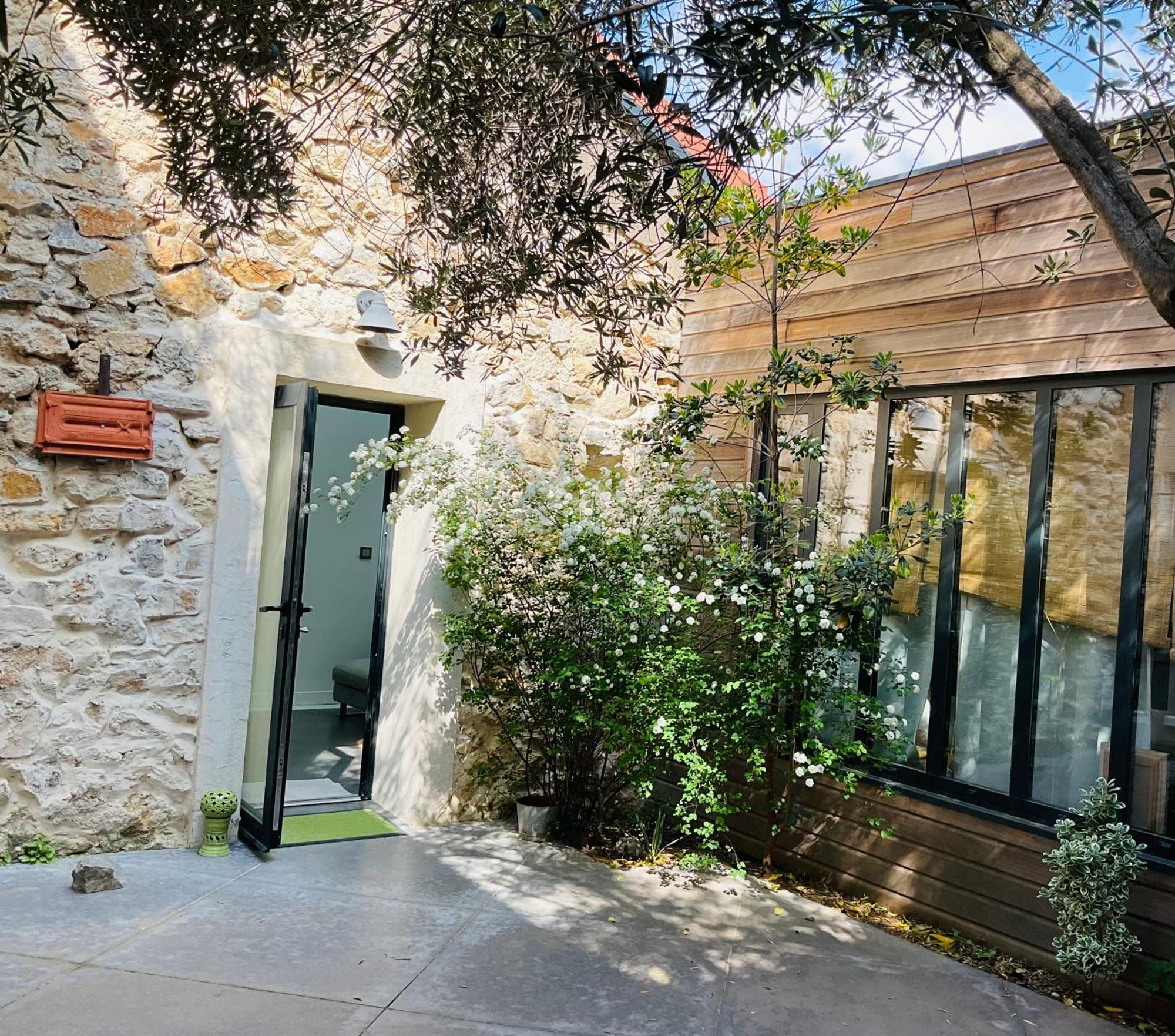 Le Jardin De Lacoste